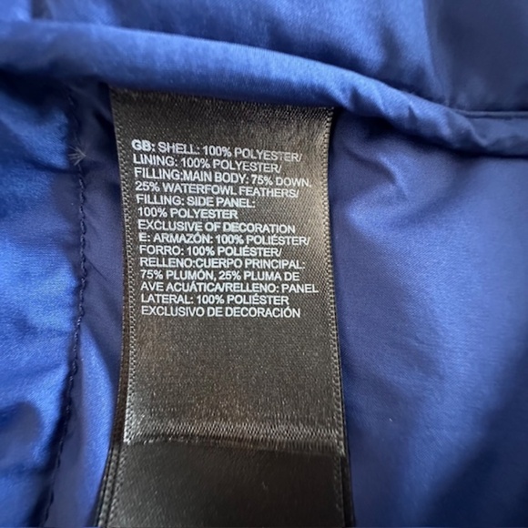 The North Face Men's Blue Puffer Vest - Picture 8 of 8